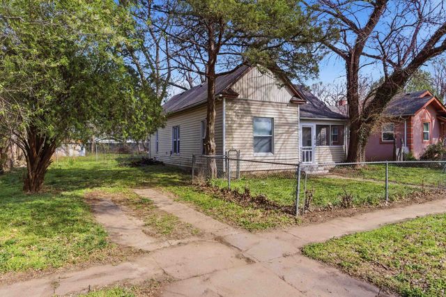1016 S Wichita St, Wichita, KS 67213