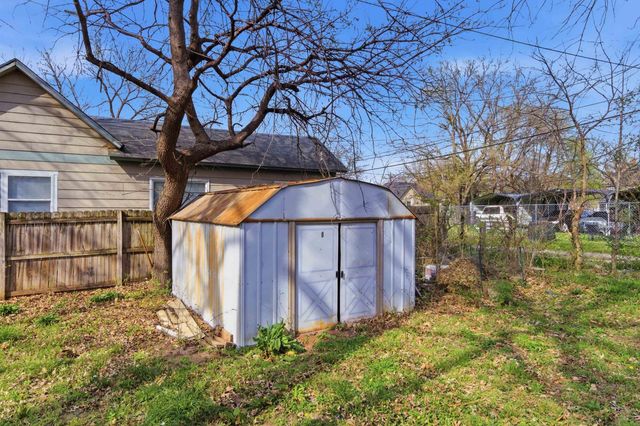 1016 S Wichita St, Wichita, KS 67213