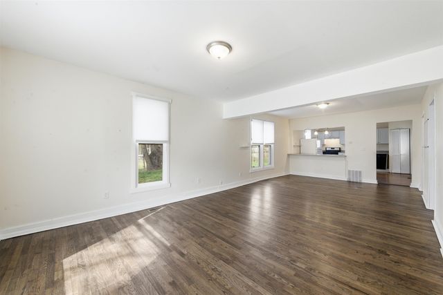 1016 S Wichita St, Wichita, KS 67213