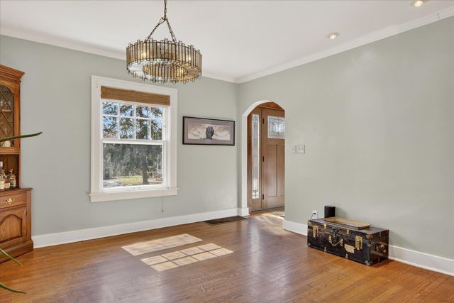 1732 Jackson Avenue, Ann Arbor, MI 48103