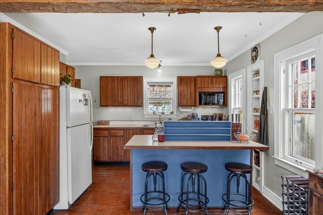 1732 Jackson Avenue, Ann Arbor, MI 48103