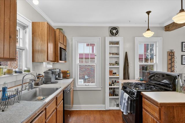 1732 Jackson Avenue, Ann Arbor, MI 48103