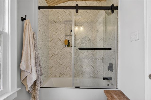 1732 Jackson Avenue, Ann Arbor, MI 48103