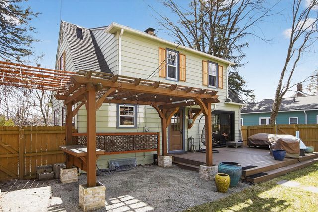 1732 Jackson Avenue, Ann Arbor, MI 48103