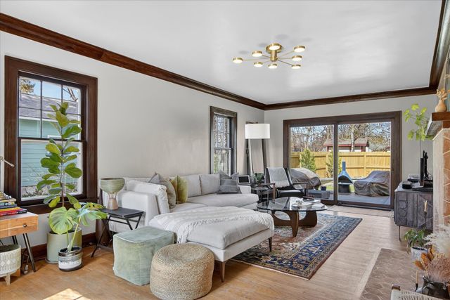 1732 Jackson Avenue, Ann Arbor, MI 48103