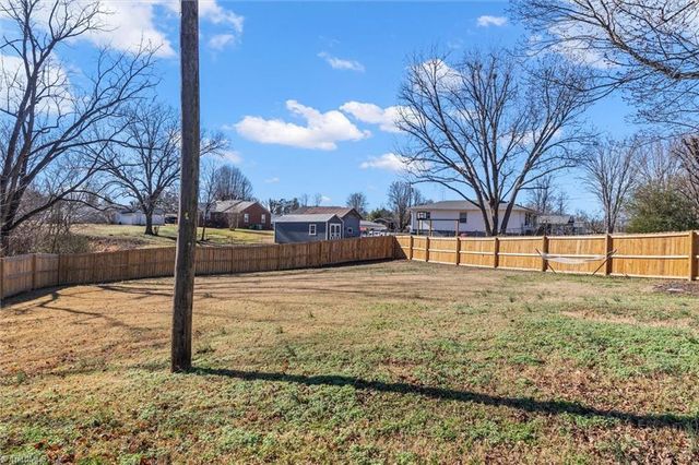 146 Narrow Gauge Road, Reidsville, NC 27320
