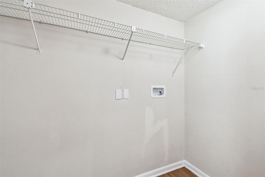 Image 26 of property listing at 3611 WISPERBREATH LANE, Tampa, FL 33619