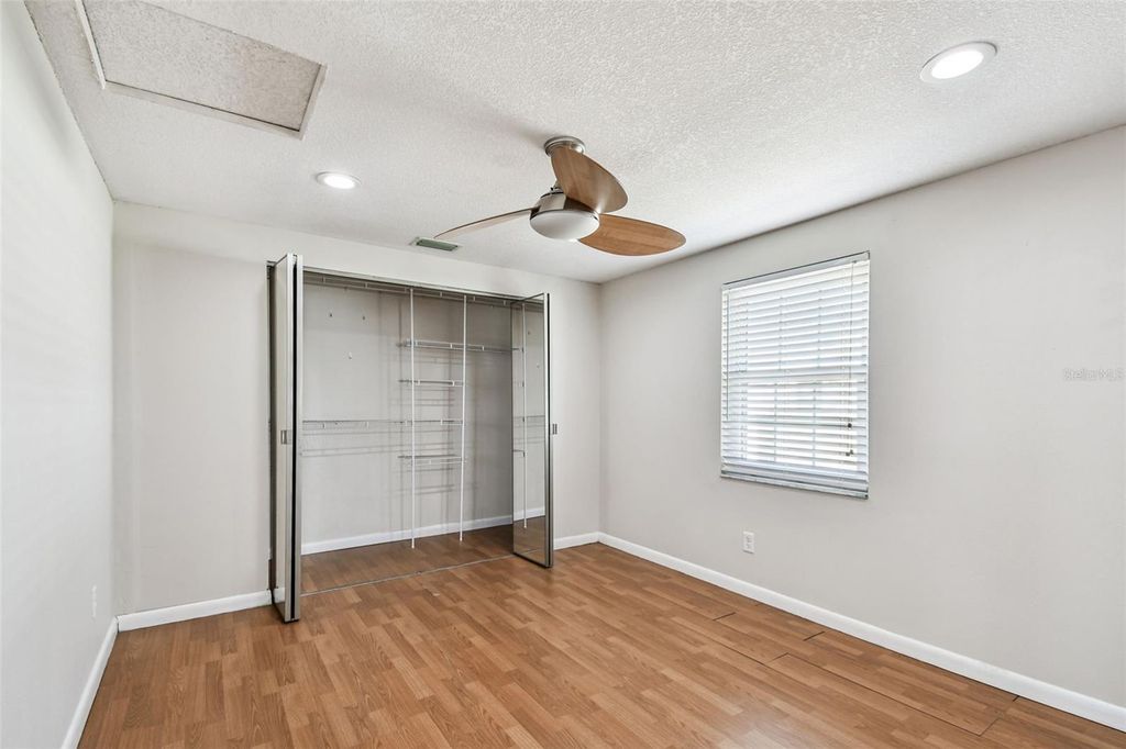 Image 31 of property listing at 3611 WISPERBREATH LANE, Tampa, FL 33619