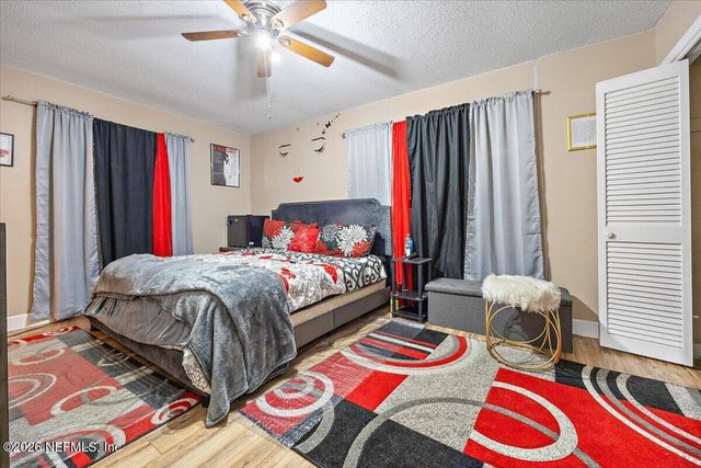 210 HOLLY Lane, Palatka, FL 32177