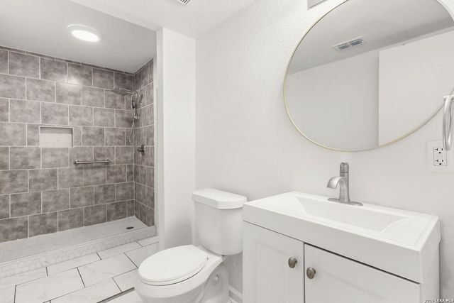 6823 Cypress Mist Dr, Converse, TX 78109