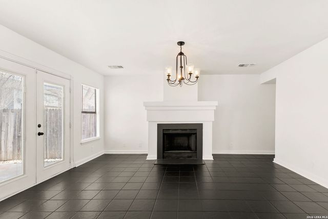 6823 Cypress Mist Dr, Converse, TX 78109