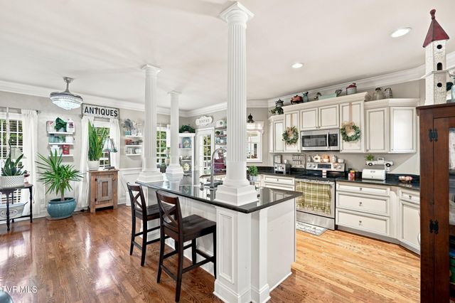 2120 Saint Erics Court, Kingsport, TN 37660