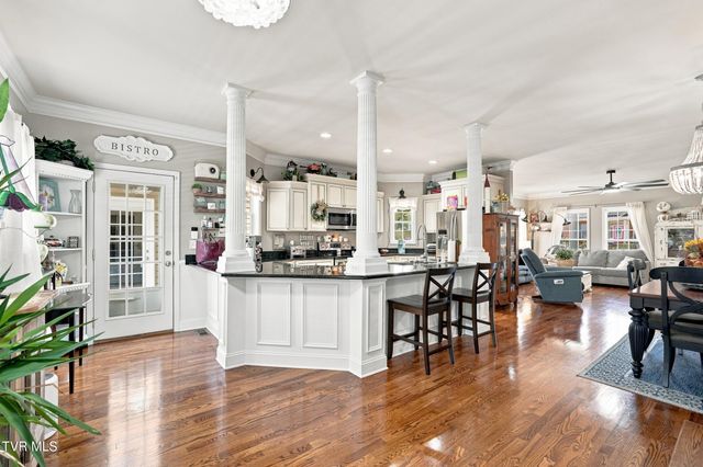 2120 Saint Erics Court, Kingsport, TN 37660
