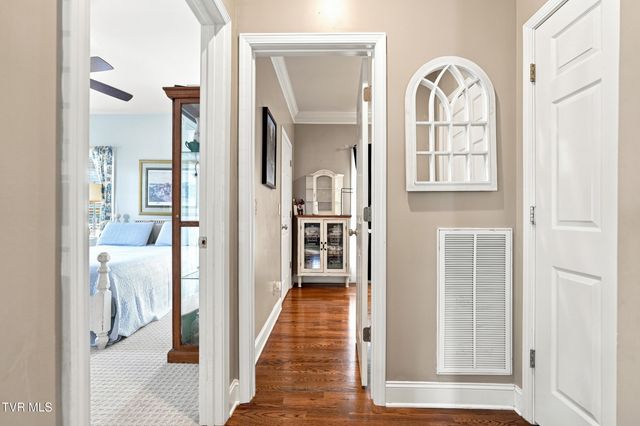 2120 Saint Erics Court, Kingsport, TN 37660