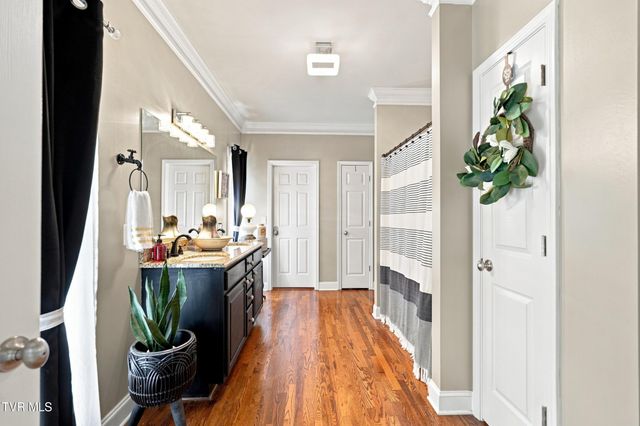 2120 Saint Erics Court, Kingsport, TN 37660
