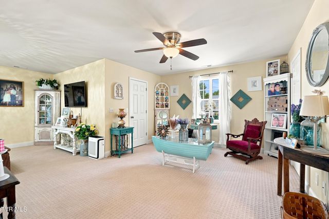 2120 Saint Erics Court, Kingsport, TN 37660
