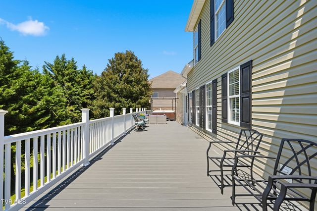 2120 Saint Erics Court, Kingsport, TN 37660