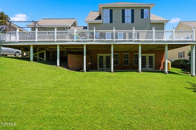 2120 Saint Erics Court, Kingsport, TN 37660
