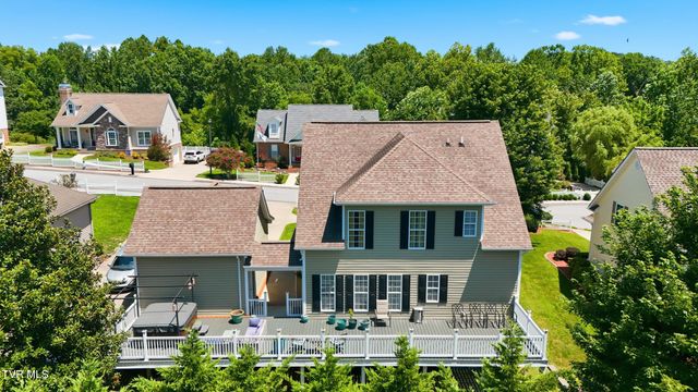 2120 Saint Erics Court, Kingsport, TN 37660