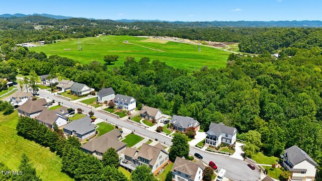 2120 Saint Erics Court, Kingsport, TN 37660
