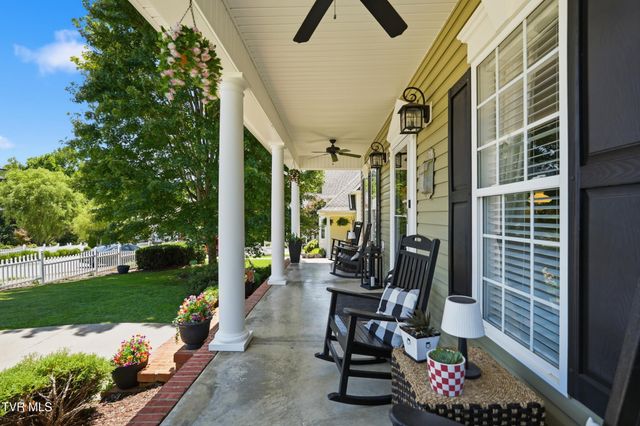 2120 Saint Erics Court, Kingsport, TN 37660