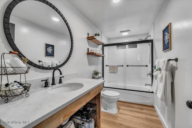 302 W LINDEN AVE, Coeur D'alene, ID 83814