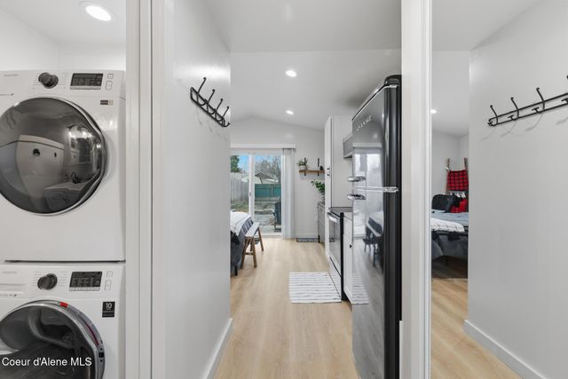 302 W LINDEN AVE, Coeur D'alene, ID 83814