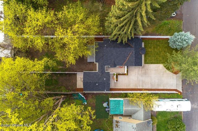 302 W LINDEN AVE, Coeur D'alene, ID 83814