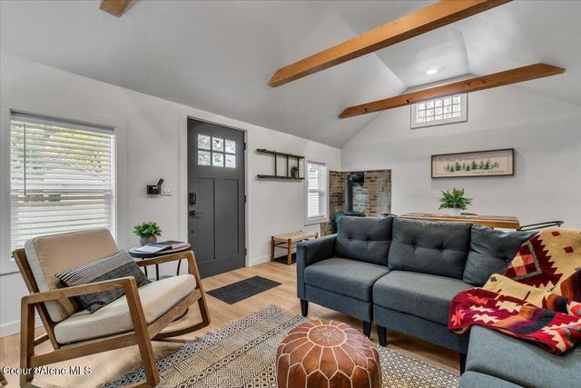 302 W LINDEN AVE, Coeur D'alene, ID 83814