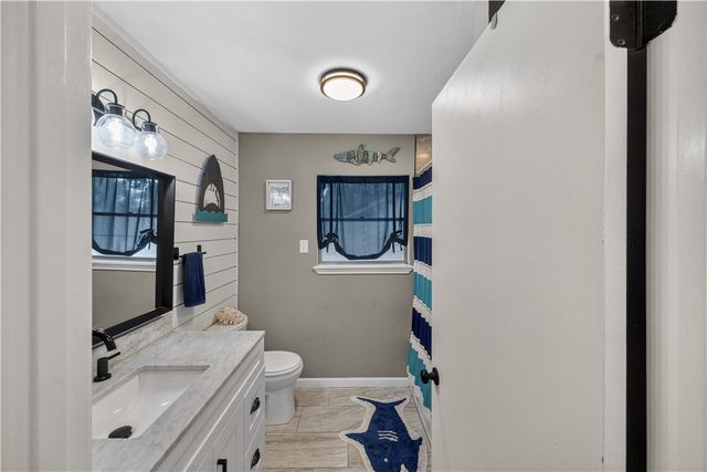 102 Terlingua Dr, Portland, TX 78374