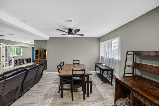 102 Terlingua Dr, Portland, TX 78374