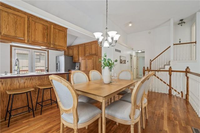 3856 SW Windsong Drive, Lee's Summit, MO 64082