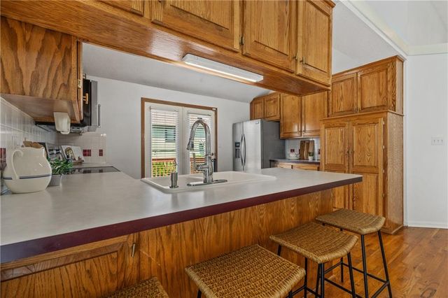 3856 SW Windsong Drive, Lee's Summit, MO 64082