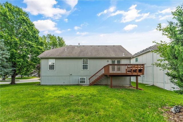 3856 SW Windsong Drive, Lee's Summit, MO 64082