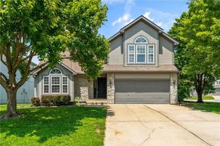 3856 SW Windsong Drive, Lee's Summit, MO 64082