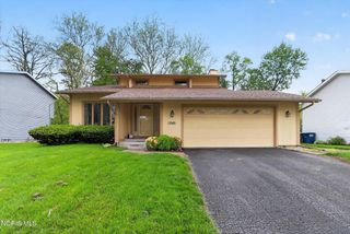 1245 Parkglen Court, Toledo, OH 43615