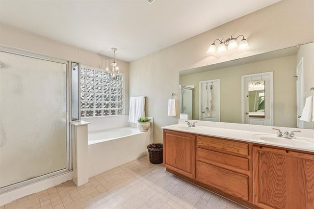 611 Haleys CV, Leander, TX 78641