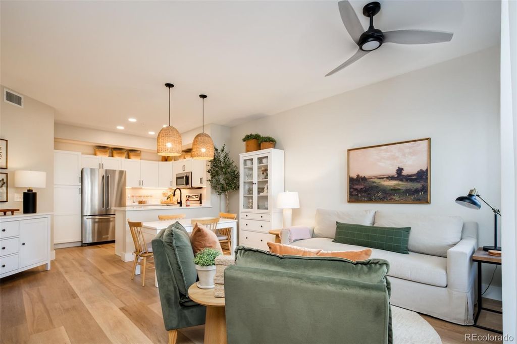 8707 E Florida Avenue 311, Denver, CO 80247