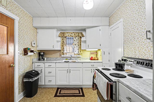 304 Vass Avenue, Battle Creek, MI 49014