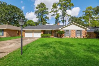 10214 Londonderry Drive, Houston, TX 77043