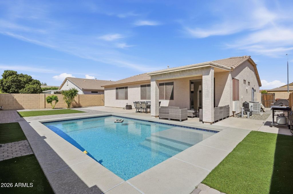 Image 1 of property listing at 7575 W TIERRA BUENA Lane, Peoria, AZ 85382
