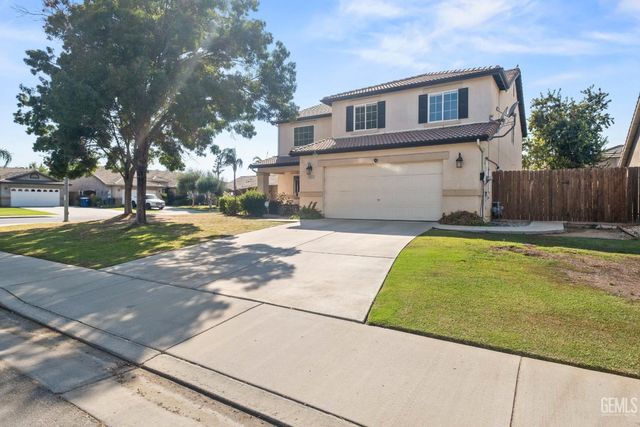 7003 Crossroads Drive, Bakersfield, CA 93312