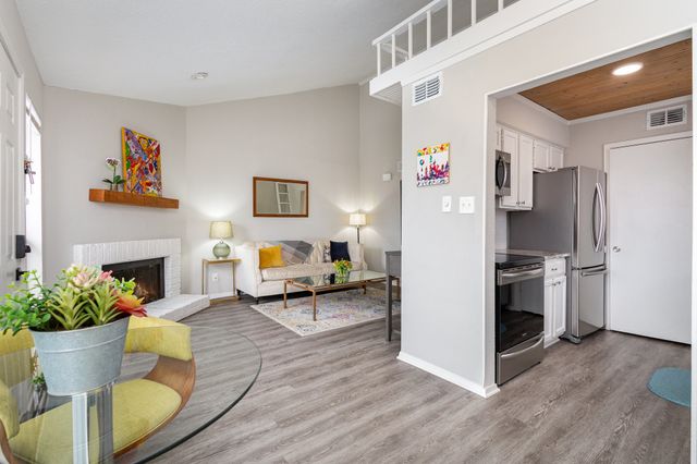 6646 E Lovers Lane 1808, Dallas, TX 75214