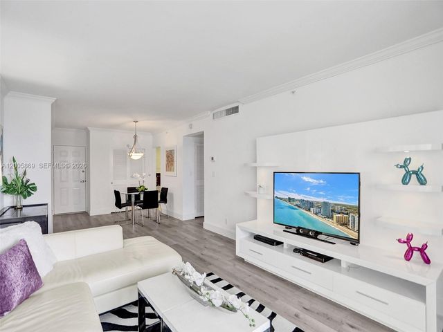 2501 S Ocean Drive 415, Hollywood, FL 33019