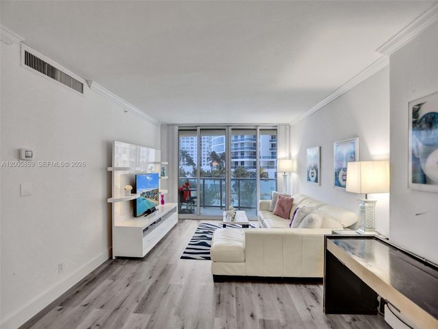 2501 S Ocean Drive 415, Hollywood, FL 33019