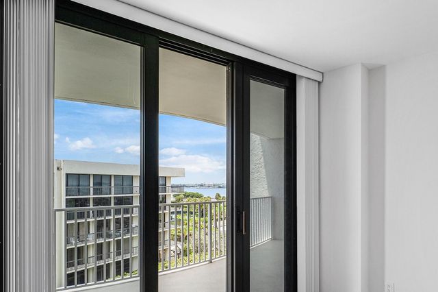 3360 S Ocean Boulevard 5fii, Palm Beach, FL 33480