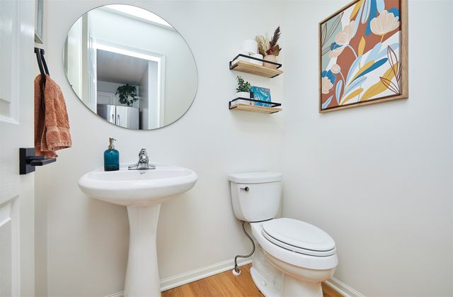 124 S 46th Street, West Des Moines, IA 50265