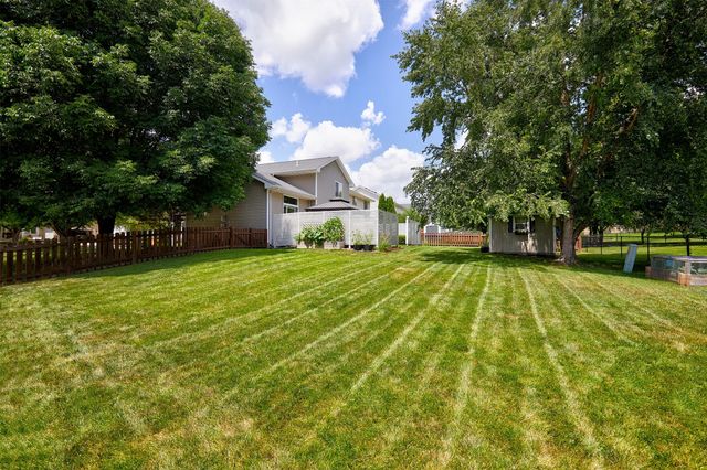 124 S 46th Street, West Des Moines, IA 50265