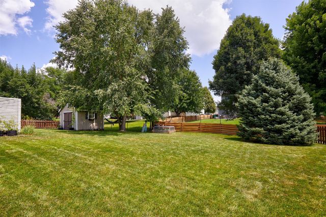 124 S 46th Street, West Des Moines, IA 50265