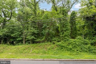 4647 G ST SE, Washington, DC 20019